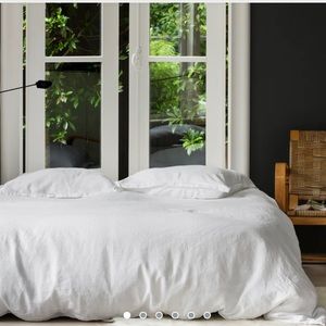 *Brand New* White Linen Queen Duvet Cover by Cultiver